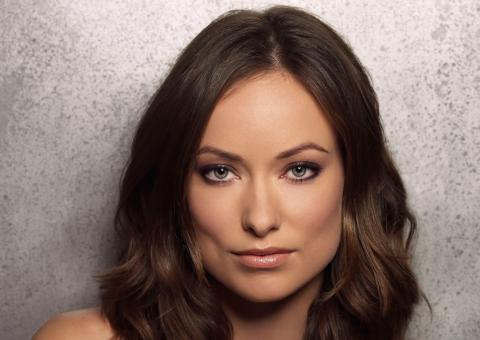 Olivia Wilde, da série "House", desembarca no BR  